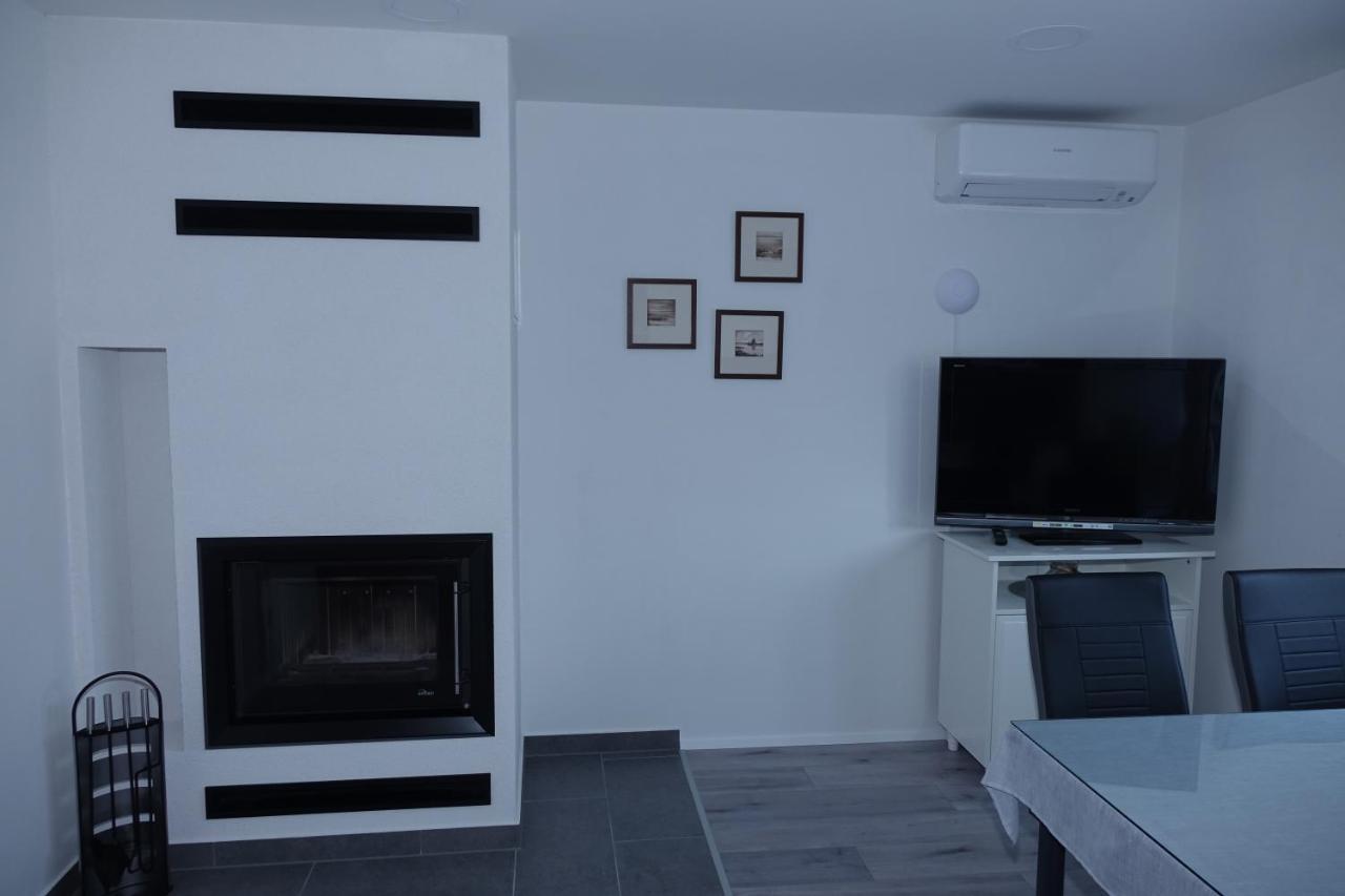 Apartmaji Anita Begunje pri Cerknici Bagian luar foto